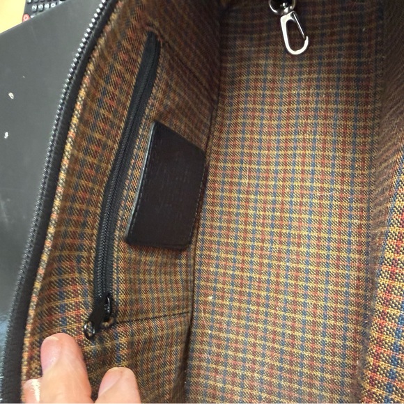 Brighton Croc Embossed Leather Black Shoulder Purse Handbag 11” X 6” EUC - Picture 15 of 16